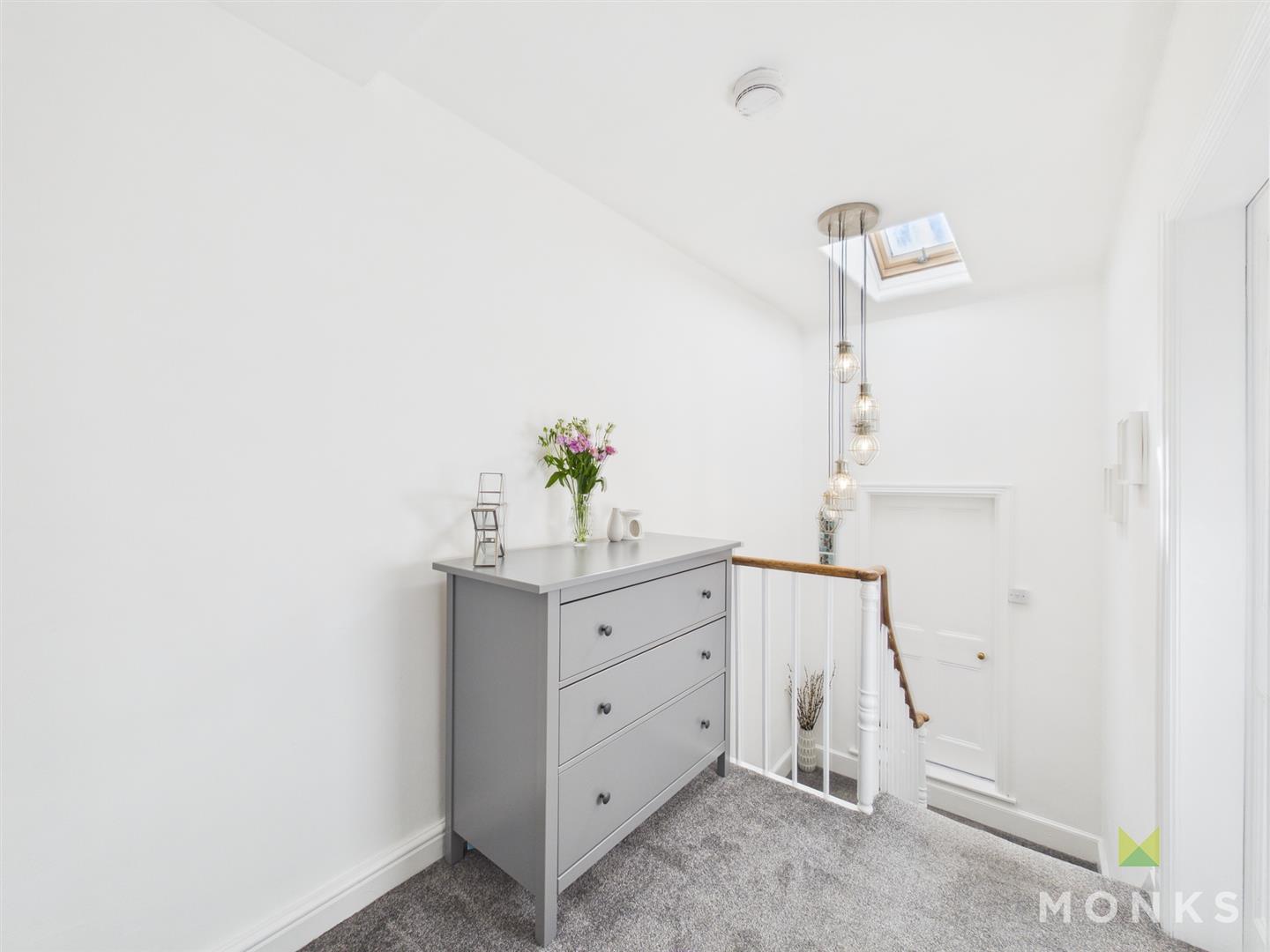 2 The Hollies , Oswestry, SY11 4EH For Sale